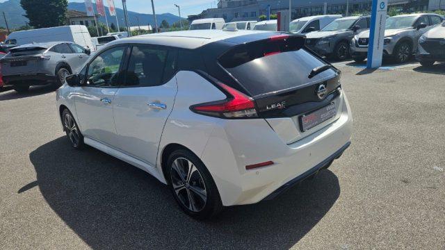NISSAN Leaf N-Connecta 40 kWh