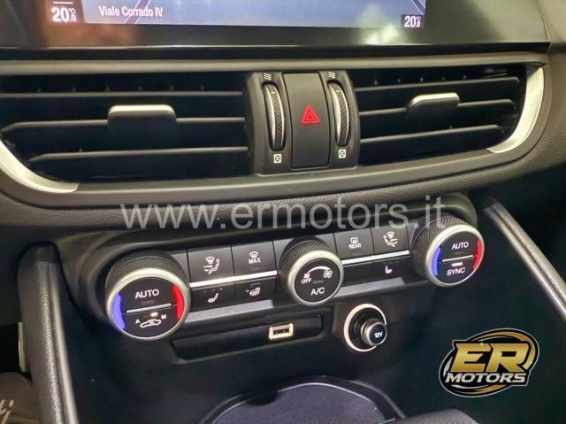 Alfa Romeo Giulia 2.2 t Veloce Q4 210 cv auto