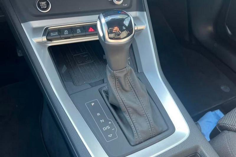 Audi Q3 Q3 SPB 35 TFSI S line edition 19" Camera Black Pack