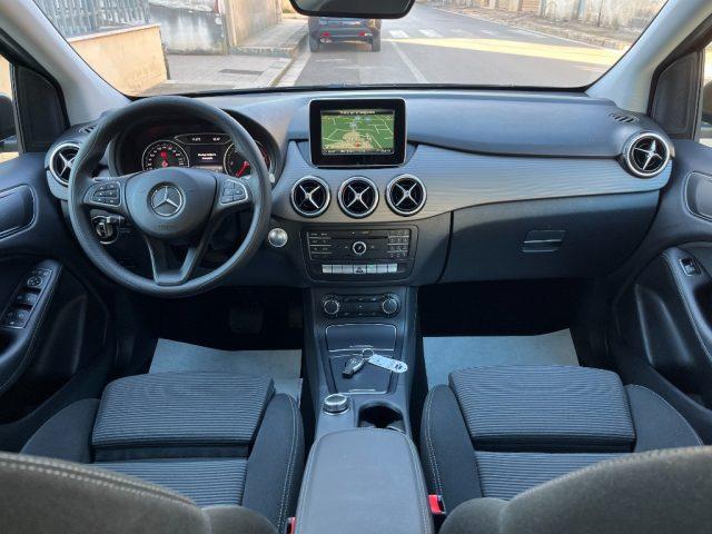 MERCEDES-BENZ B 180 d Automatic Business Extra