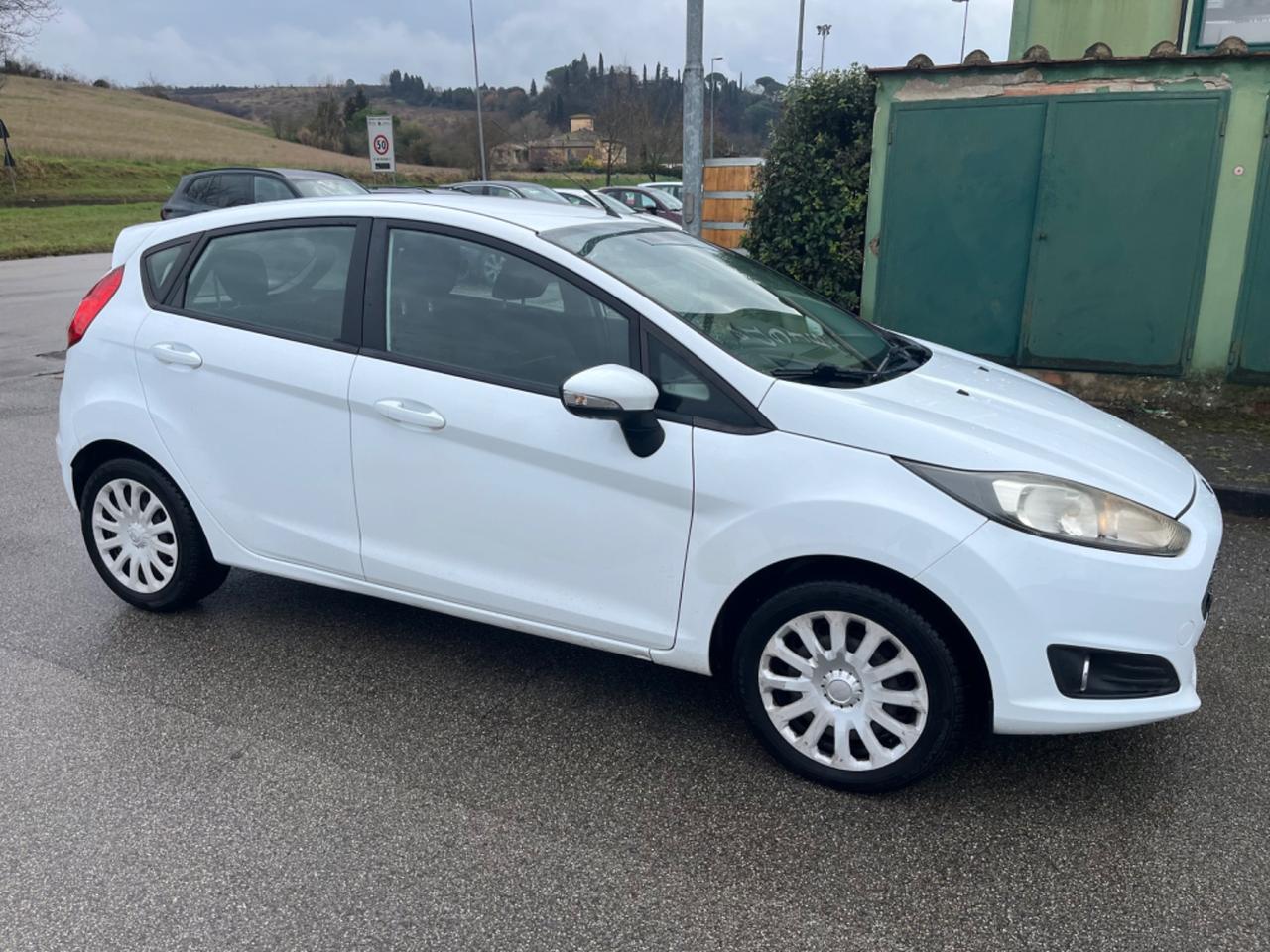 Ford Fiesta 1.5 TDCi 75CV 5 porte Titanium