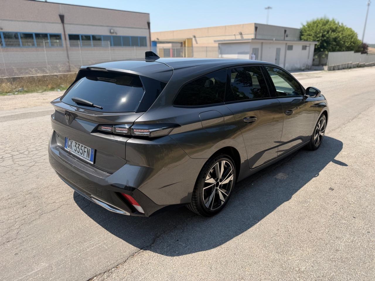 Peugeot 308 BlueHDi 130 S&S EAT8 SW Allure