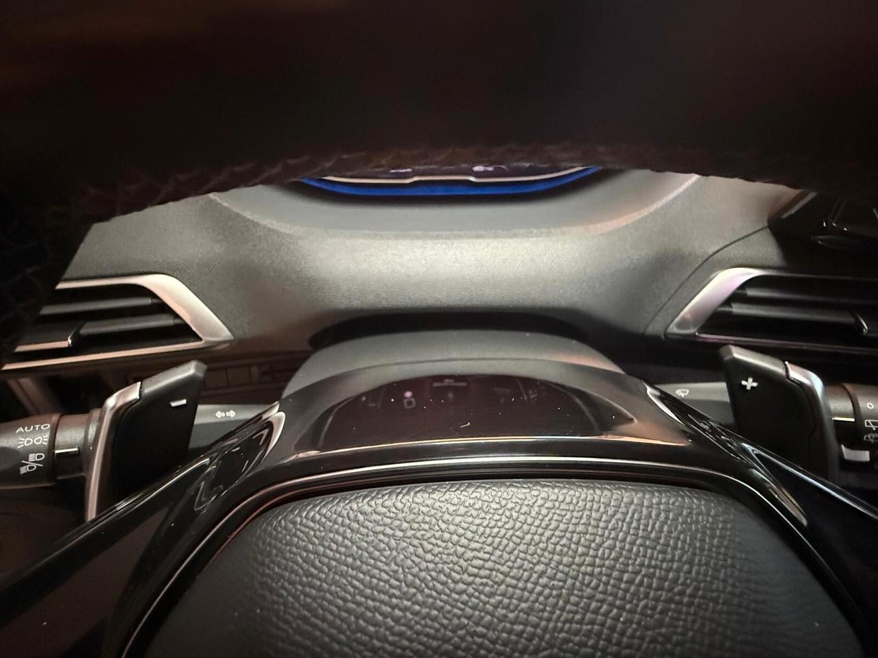 Peugeot 3008 BlueHDi 130 S&S EAT8 Active Pack