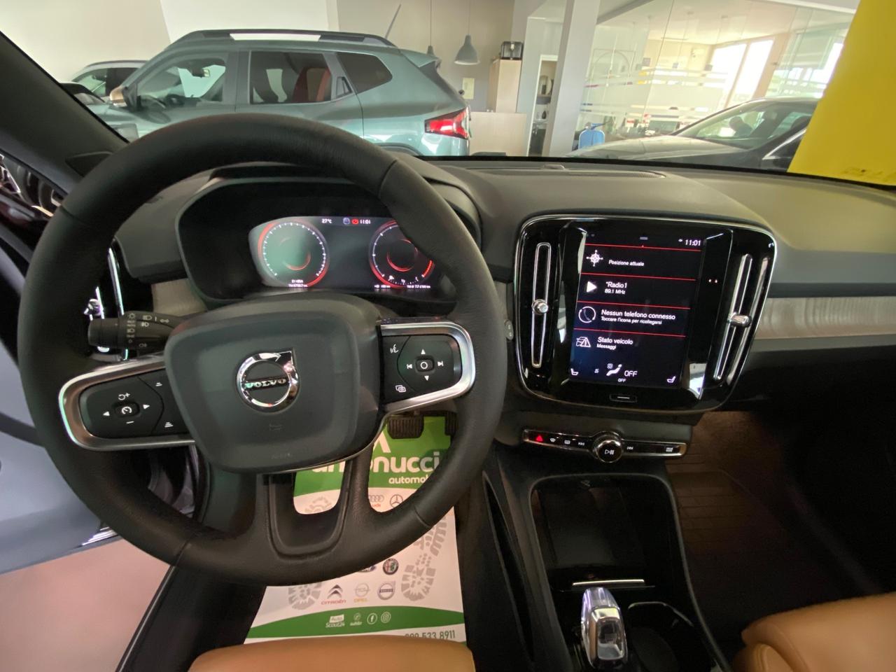 Volvo XC40