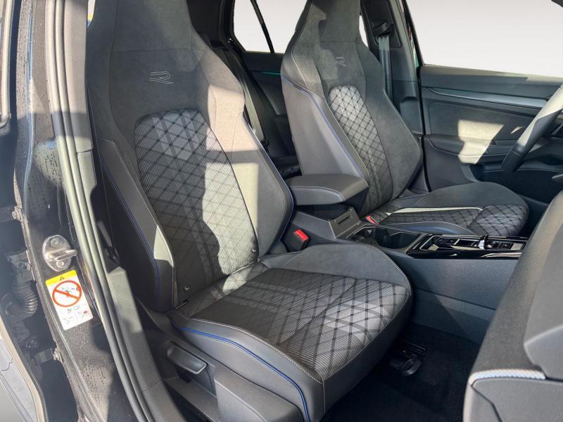 Volkswagen Golf 2.0 tdi R-Line 150cv dsg