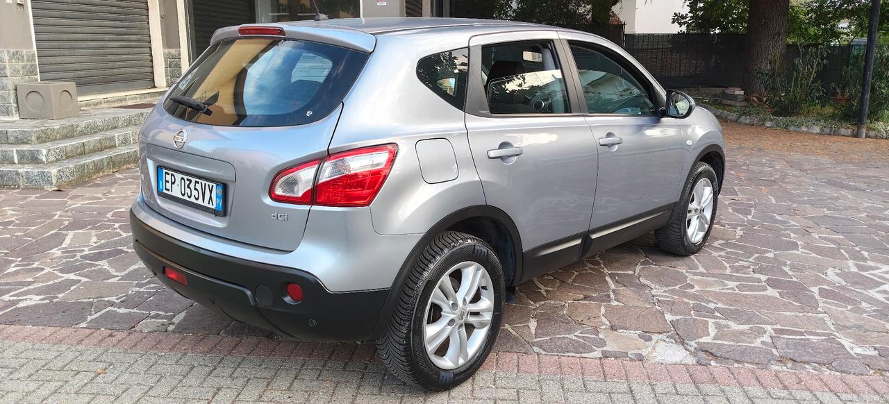Nissan Qashqai 1.5 dCi DPF Tekna