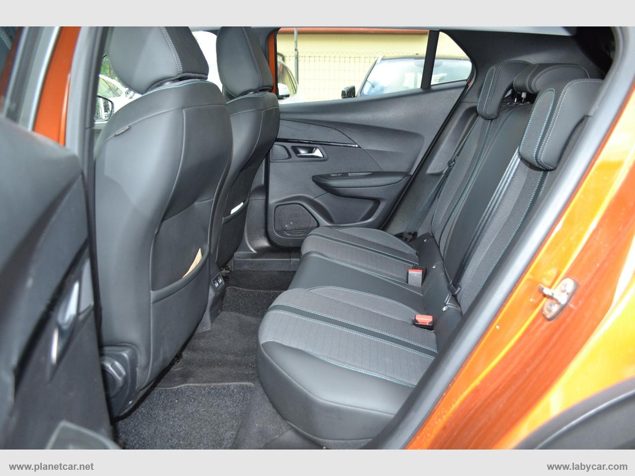 PEUGEOT 2008 BlueHDi 110 S&S Allure Pack