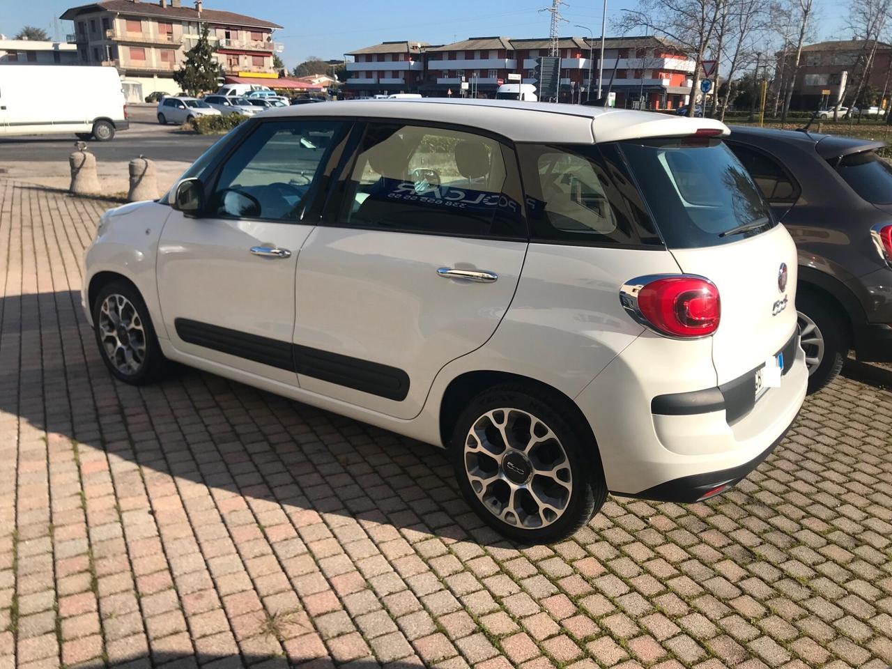 Fiat 500L 1.4 Urban *NEOPATENTATI* ""17""