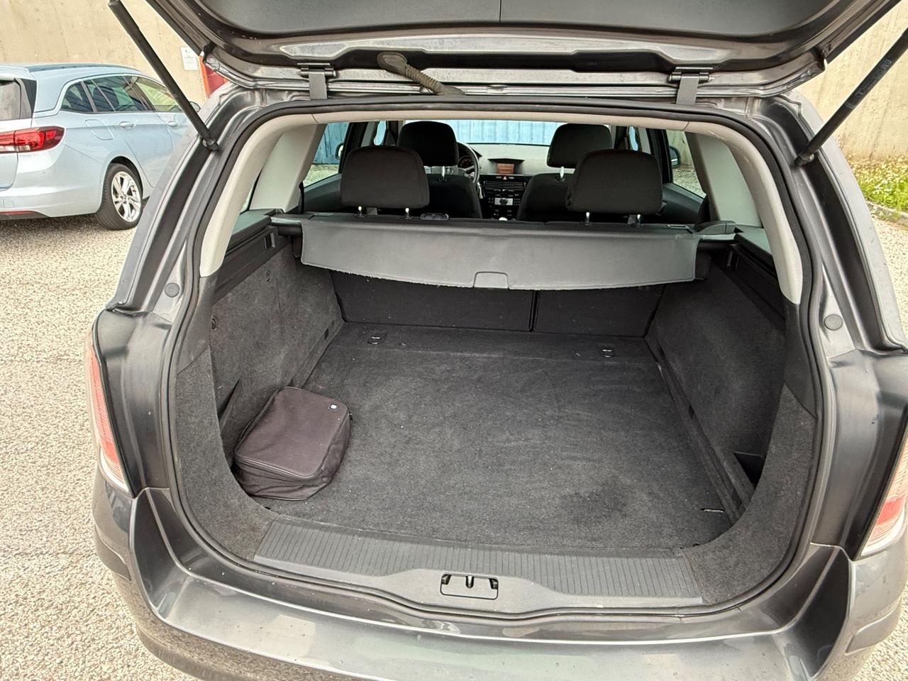 Opel Astra 1.6 16V GPL-TECH Station Wagon Enjoy