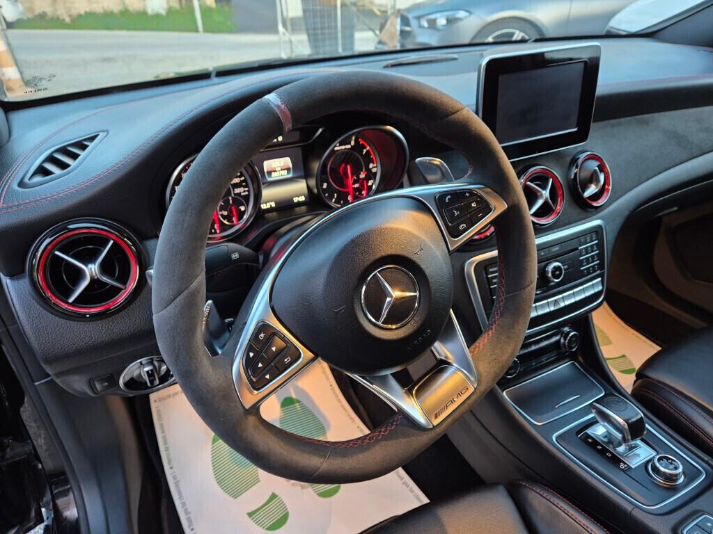 Mercedes-benz CLA 45 AMG 381cv IVA ESPOSTA