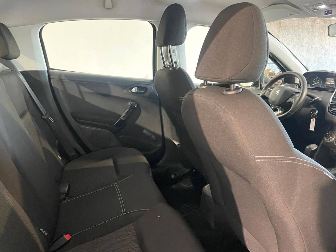 Peugeot 208 BlueHDi 75 5 porte Allure