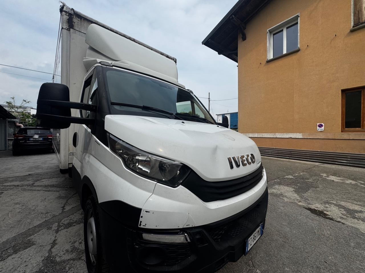 Iveco Daily , 2.3 diesel, 2028