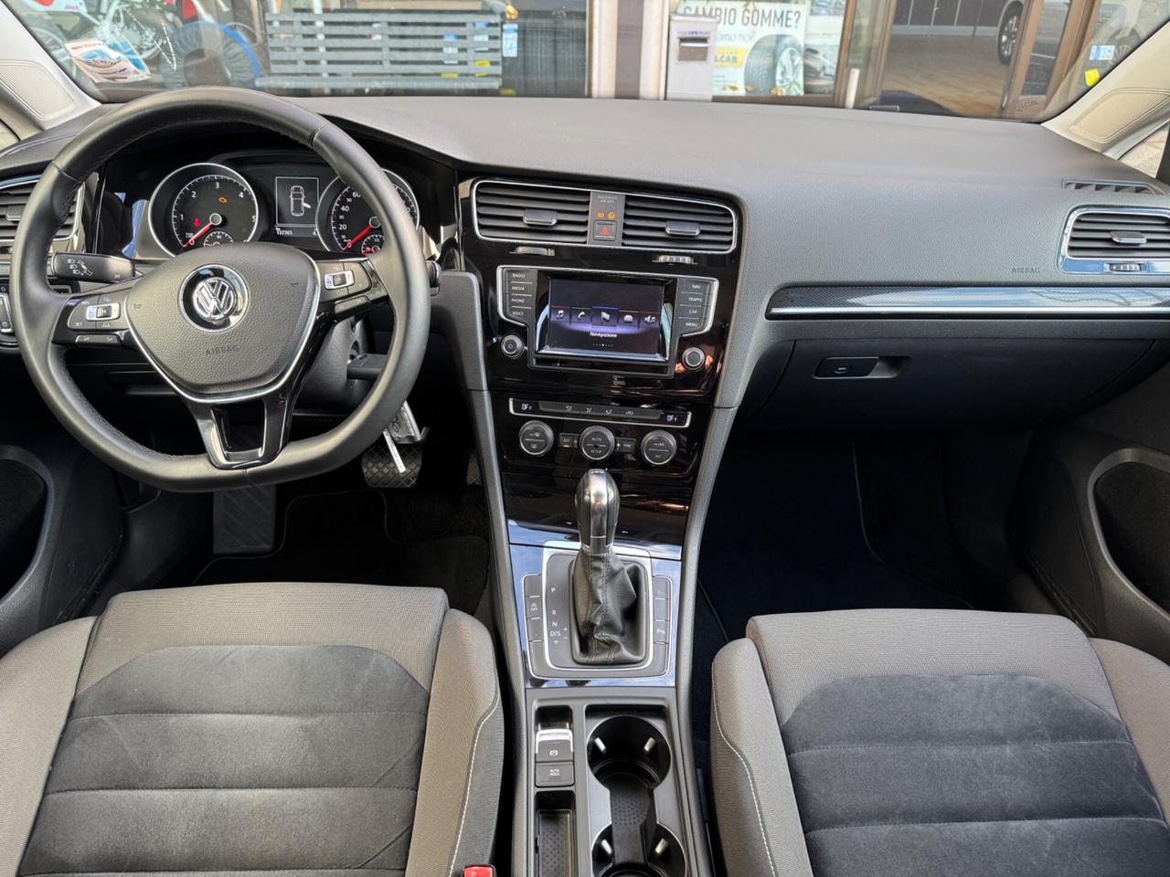 Volkswagen Golf 1.6 TDI DSG 5p. Highline BlueMotion Technology