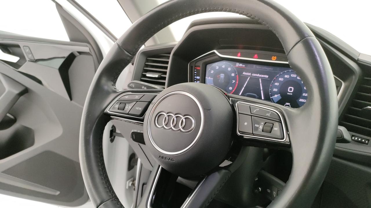 AUDI A1 Sportback 30 1.0 tfsi Admired Adva