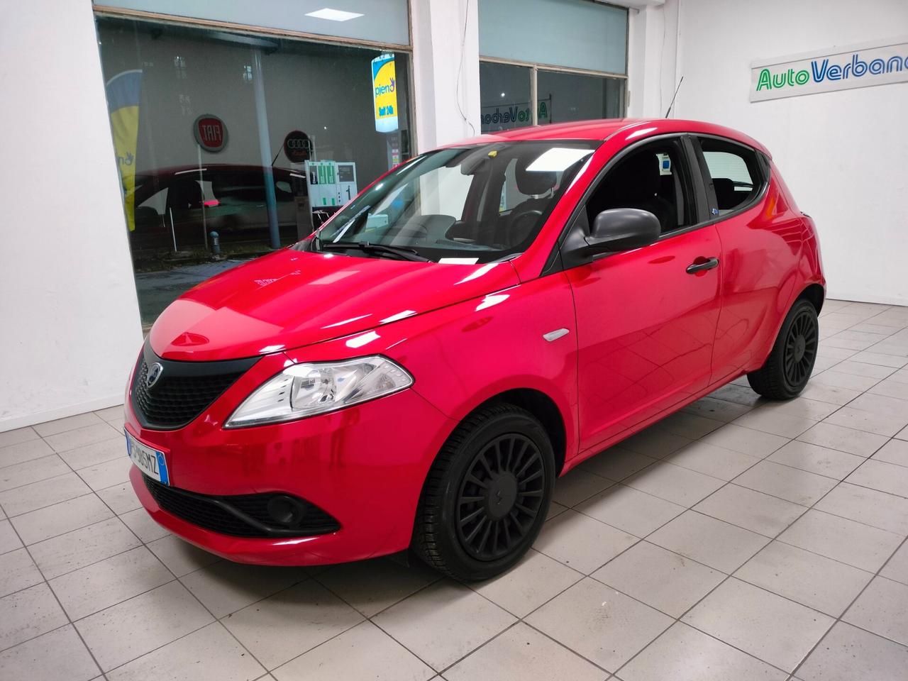 Lancia Ypsilon 1.2 69 CV 5 porte GPL Ecochic Elefantino Blu