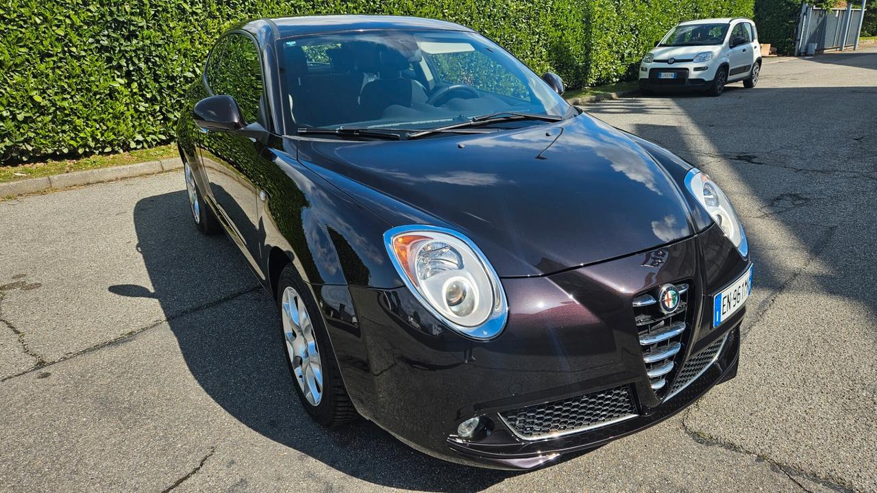 Alfa Romeo MiTo 1.4 105 CV M.air S&S Distinctive Sport Pack
