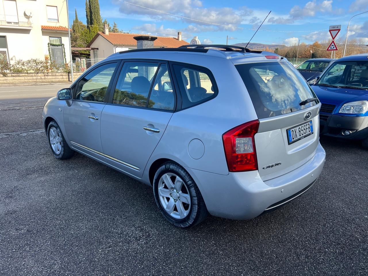 Kia Carens 2.0 16V CRDi VGT EX Class