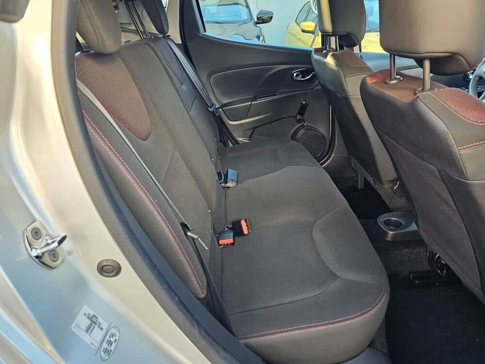 Renault Clio 1.2 75CV 5 porte Live - Unico proprietario