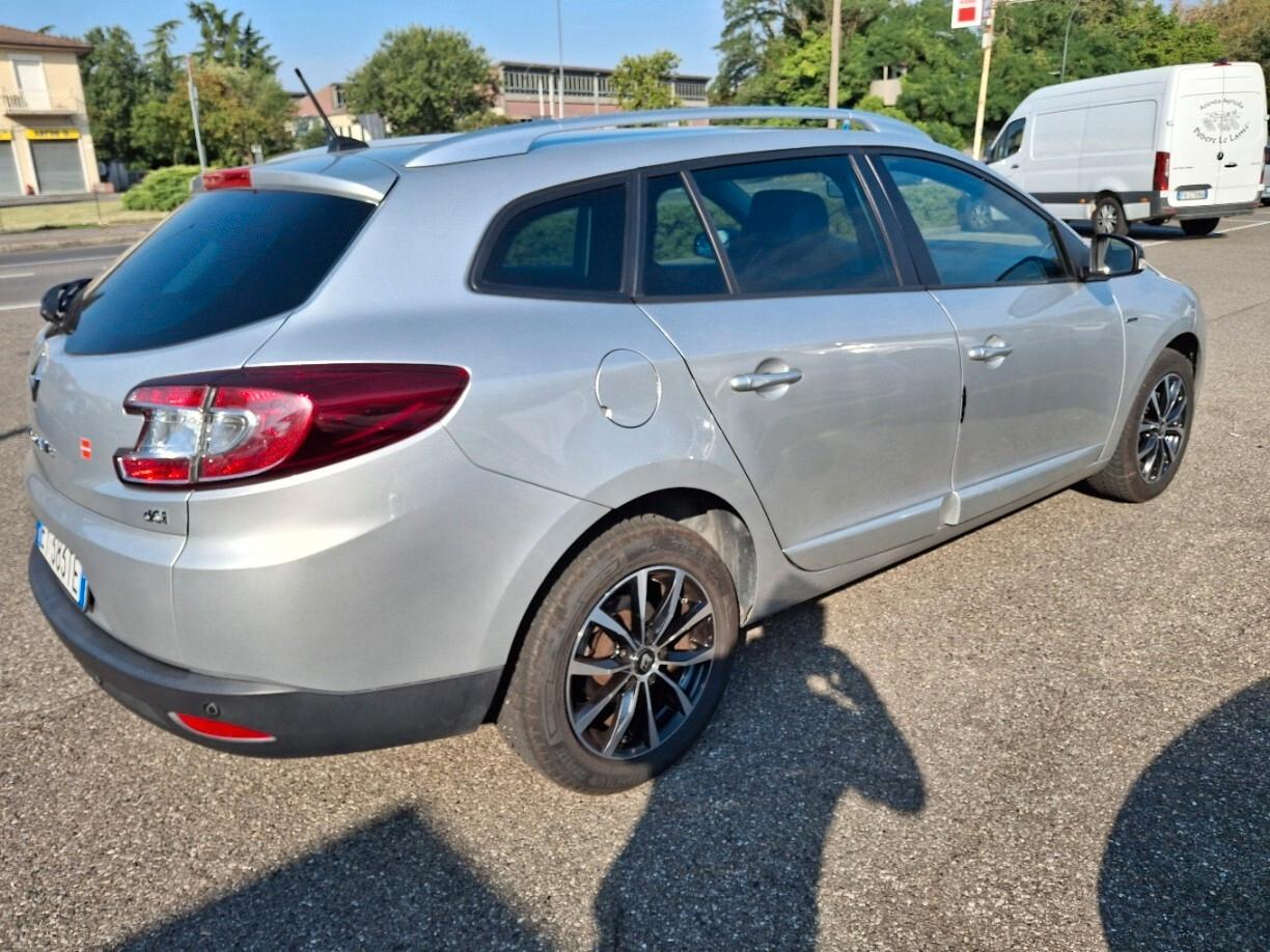 Renault Megane Mégane 1.5 dCi 110CV EDC SporTour Limited