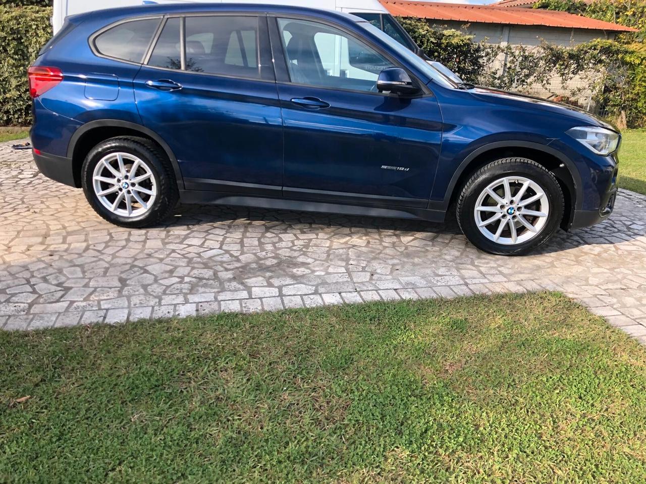 Bmw X1 sDrive18d PELLE/AUTOMATICA/ GARANZIA CONFORMGEST COMPLETA X 12 MESI RINNOVABILE FINO A 36 MESI