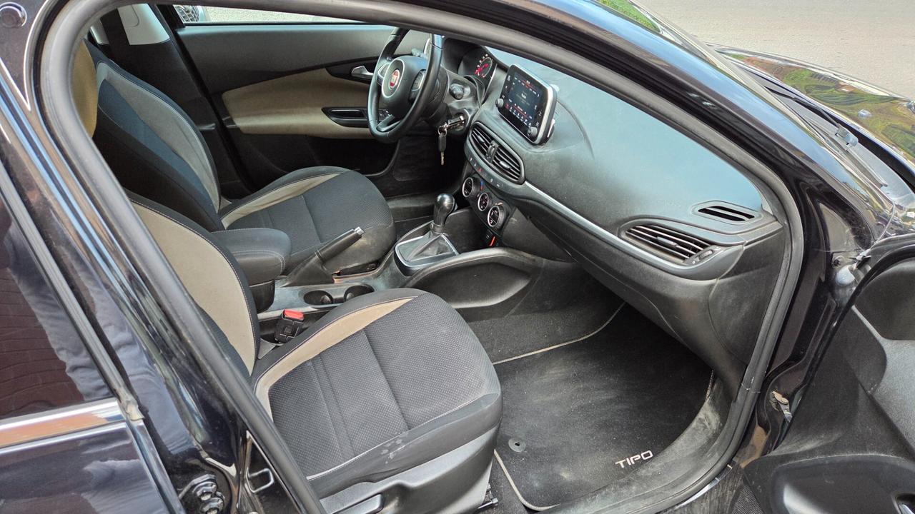 Fiat Tipo 1.6 Mjt S&S DCT SW Lounge