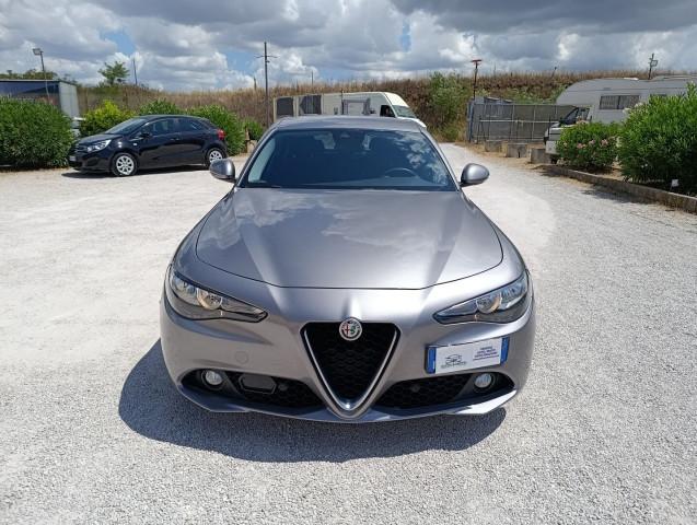 Alfa Romeo Giulia 2.2 t Giulia 150cv - GARANZIA 12 MESI -