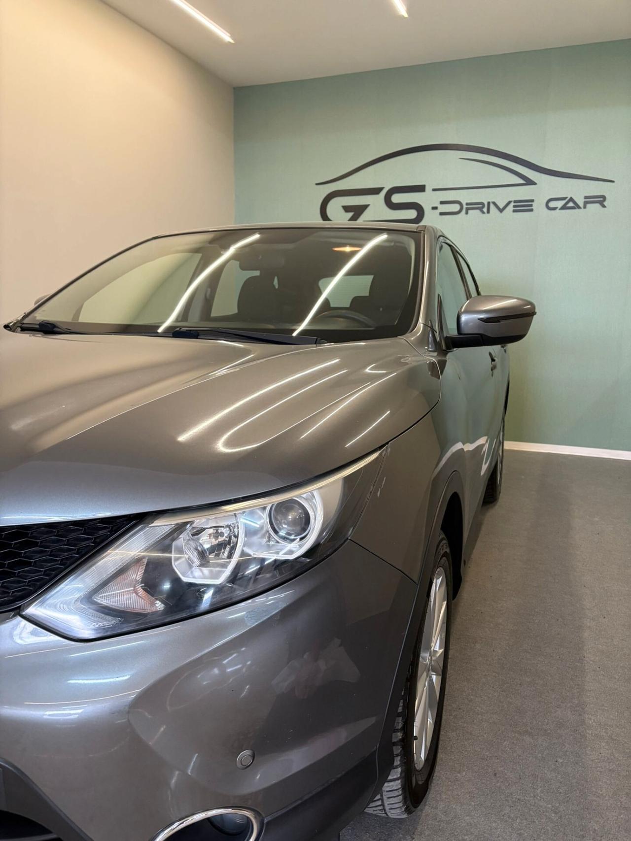 Nissan Qashqai 1.5 dCi Visia