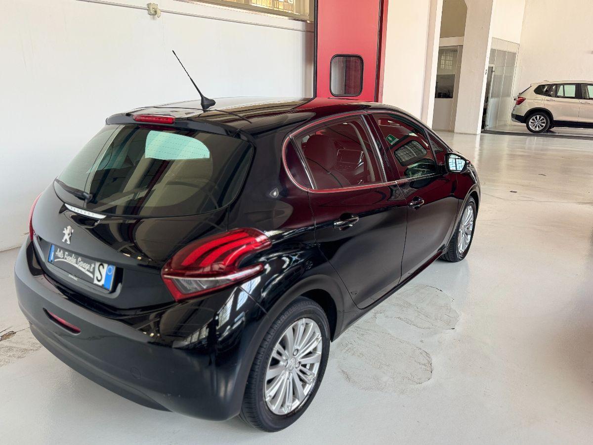 PEUGEOT - 208 - PureTech 82 S&S 5p. Allure