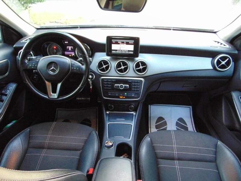 MERCEDES GLA (X156) GLA 200 CDI Automa...