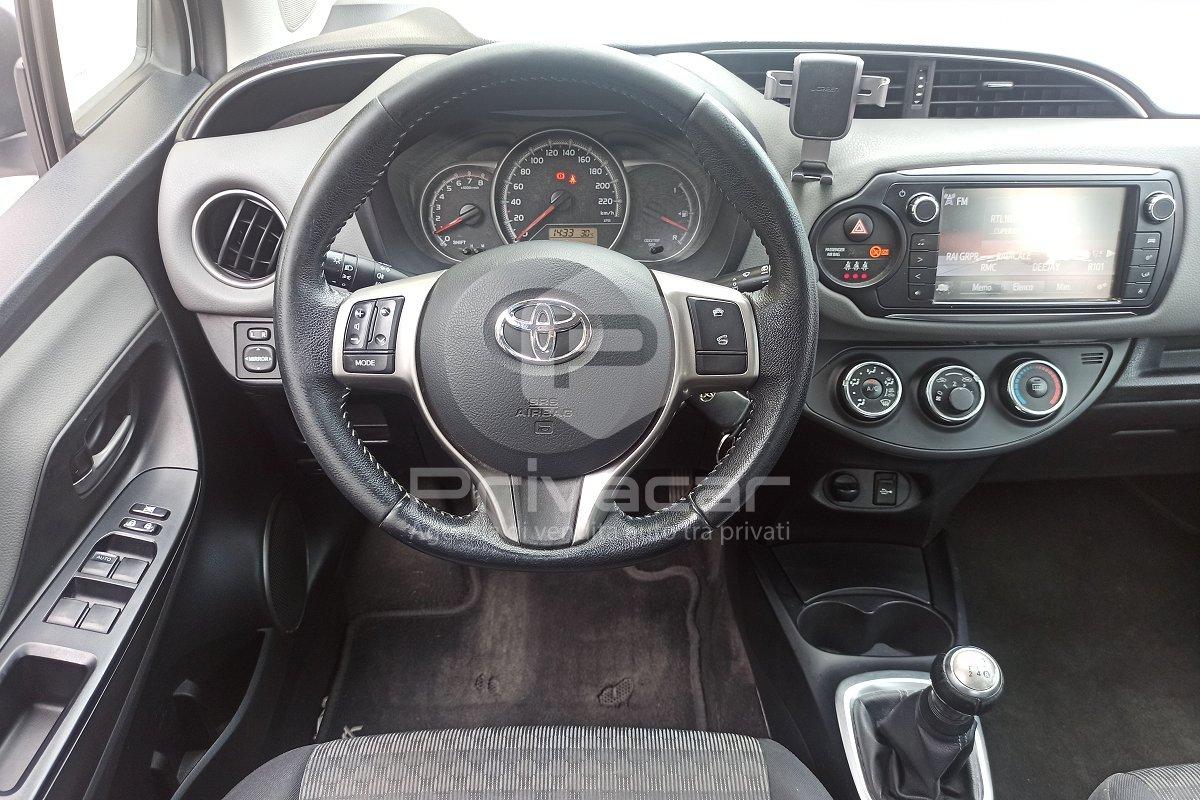 TOYOTA Yaris 1.0 5 porte Active