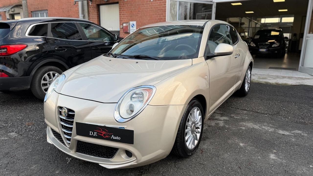 Alfa Romeo MiTo 1.6 JTDm 16V Distinctive Sport Pack