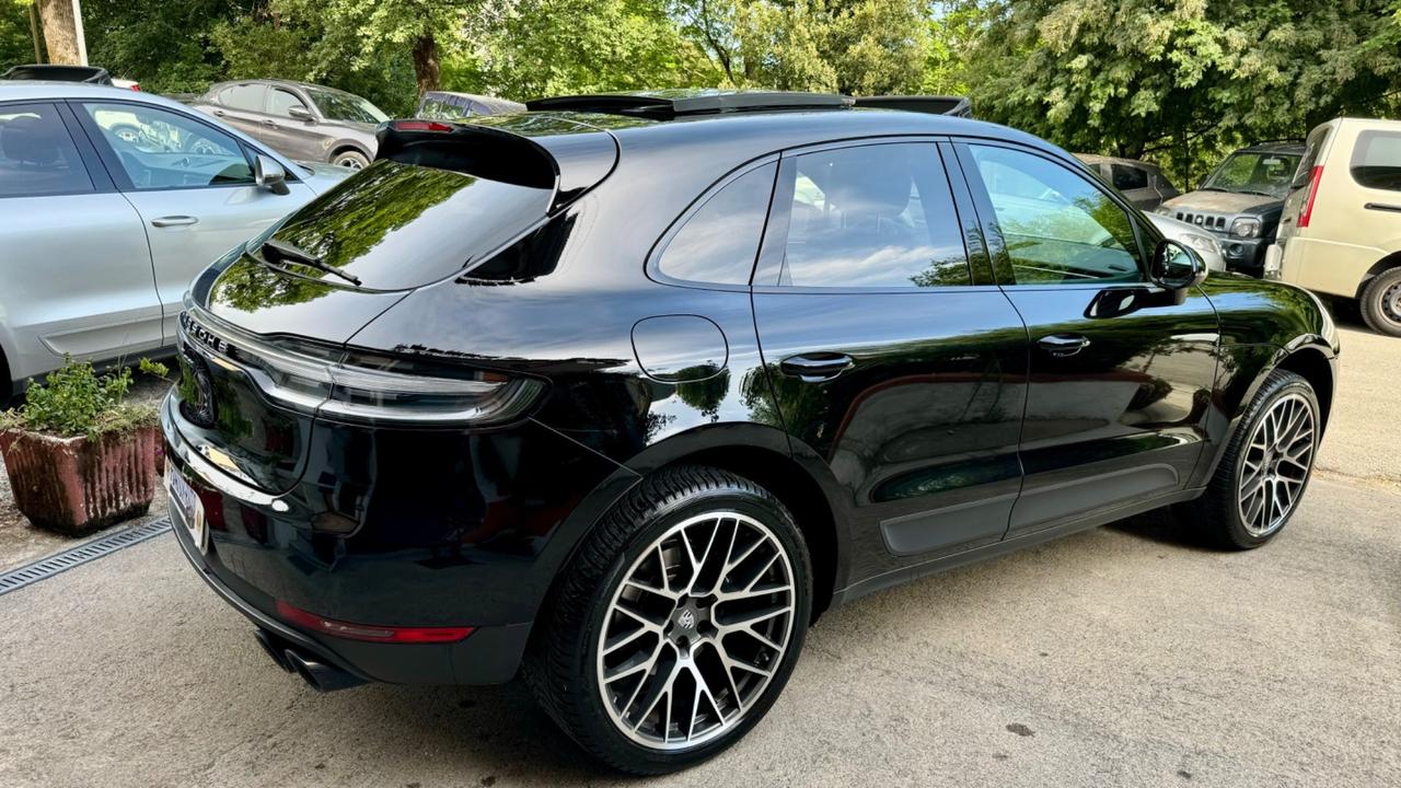 Porsche Macan 2.0 245cv