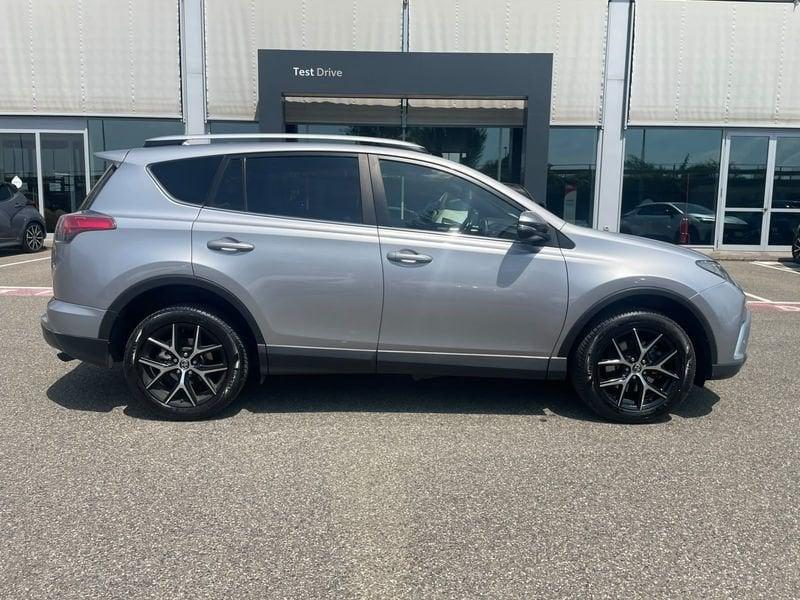 Toyota RAV4 2.0 D-4D 143cv MT Style 2WD