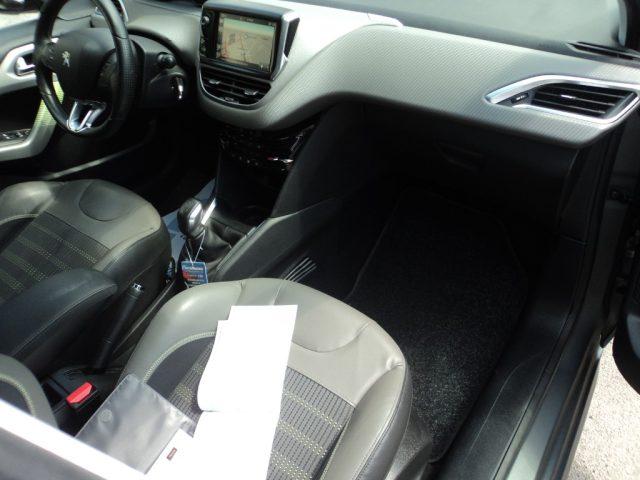 PEUGEOT 208 1° serie PureTech 82 5 porte Allure