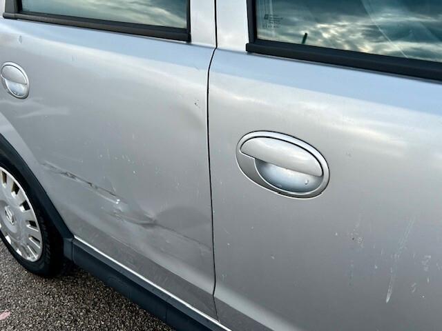 Opel Corsa 1.3 CDTI 5 porte - 2004