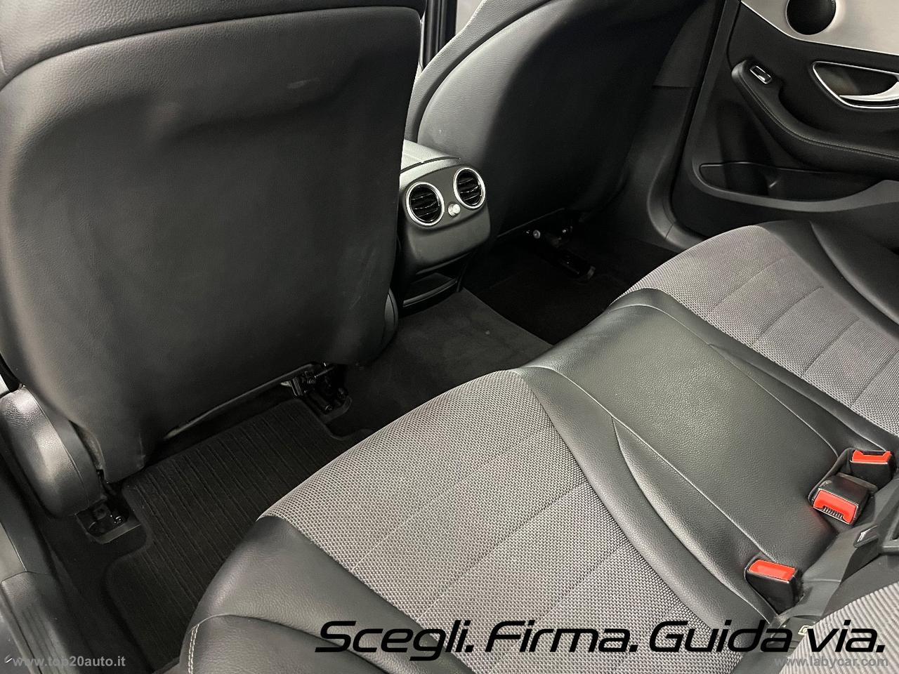 MERCEDES-BENZ C220d 4Matic Auto Sport