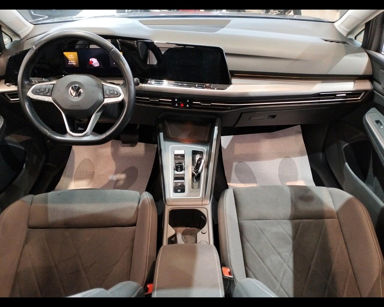 VOLKSWAGEN Golf 8ª serie Golf 1.5 eTSI 150 CV ...