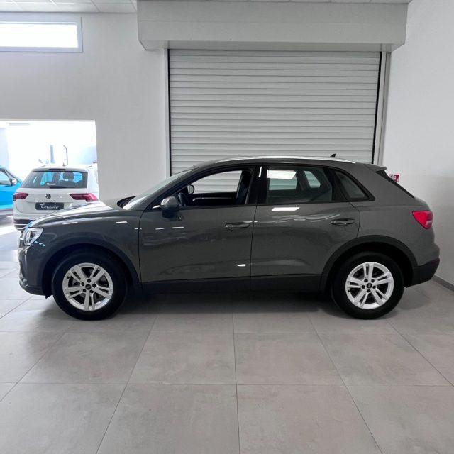AUDI Q3 35 TDI quattro S tronic Business