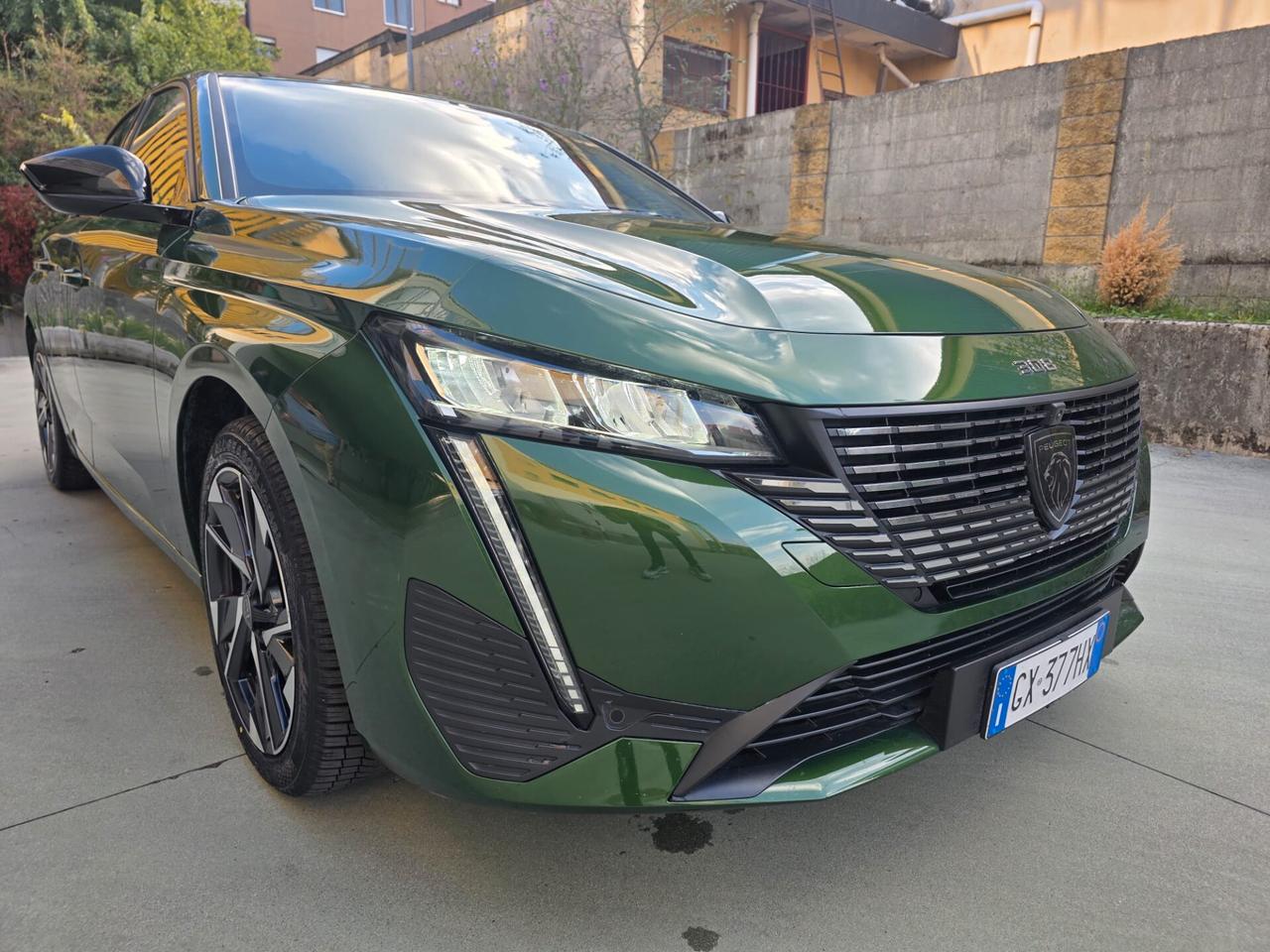 Peugeot 308 1.2 hybrid 136cv Prezzo Reale