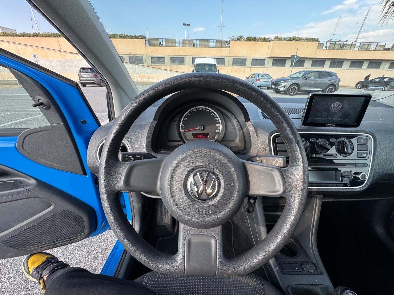 VOLKSWAGEN UP 1.0 BENZINA NEO PATENTATI KM REALI 12 MESI DI GARANZIA