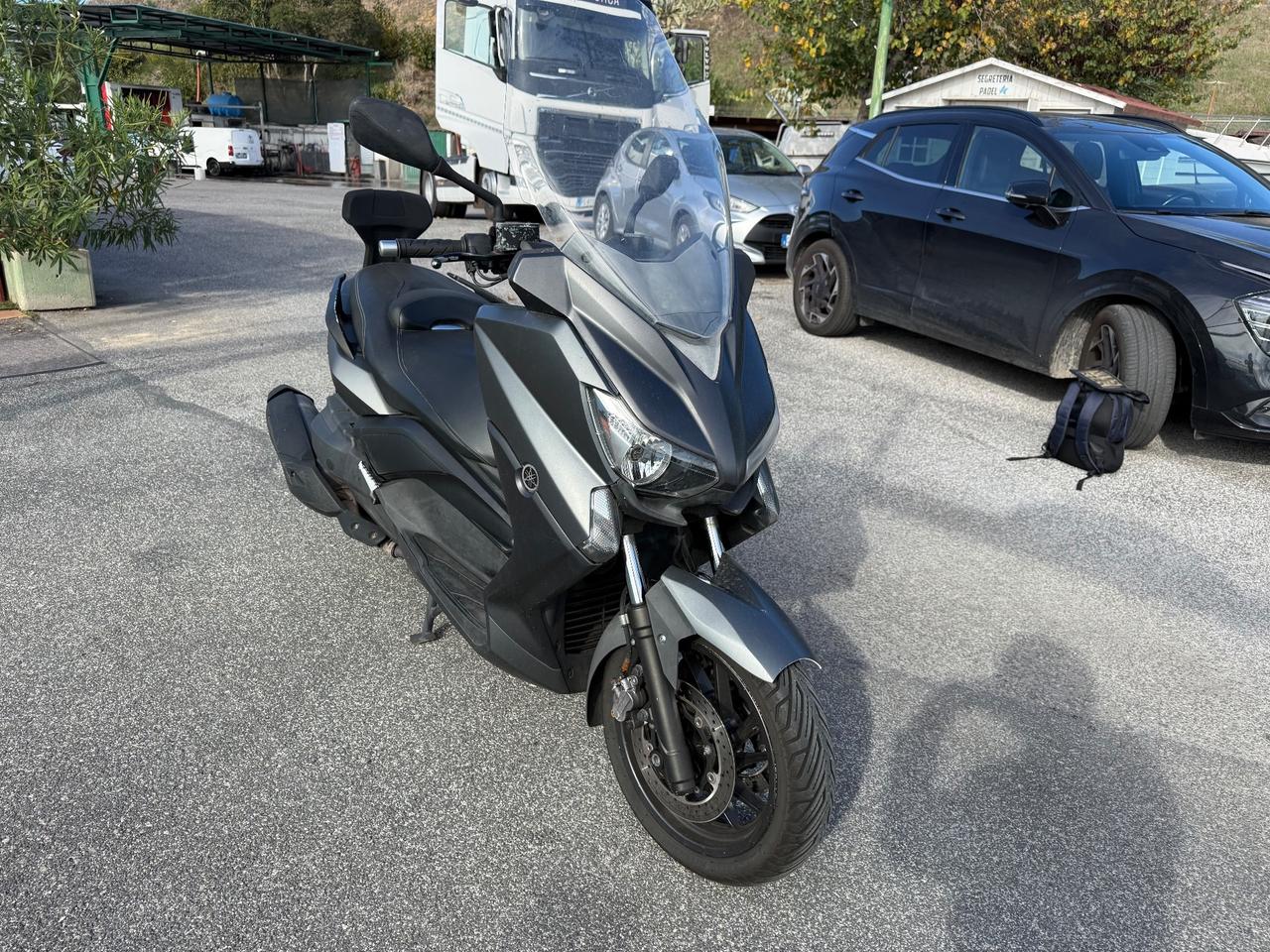 Yamaha X-Max 400