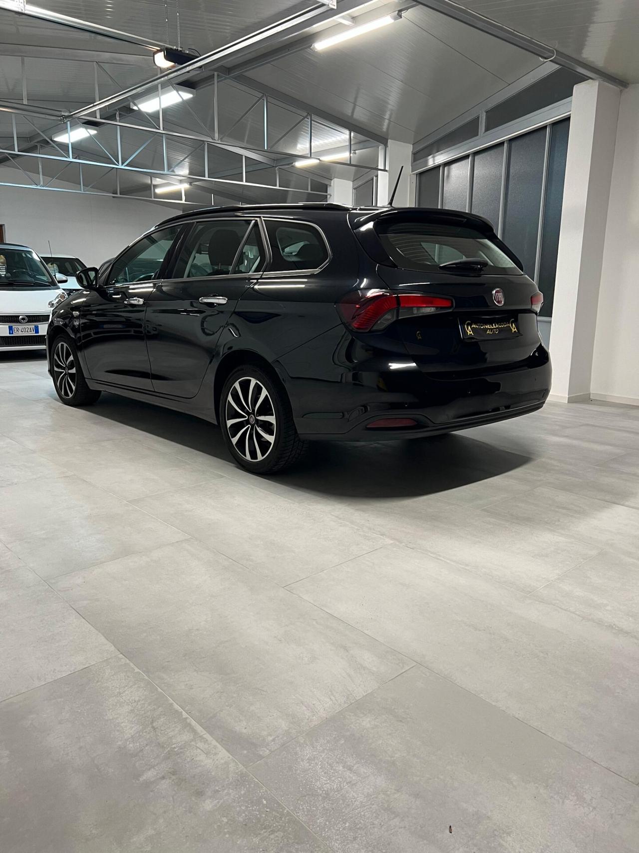 Fiat Tipo 1.6 Mjt S&S SW Lounge