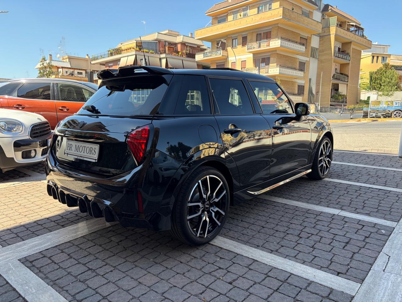 Mini Cooper S 5p. JCW - UNIPRO’ !!