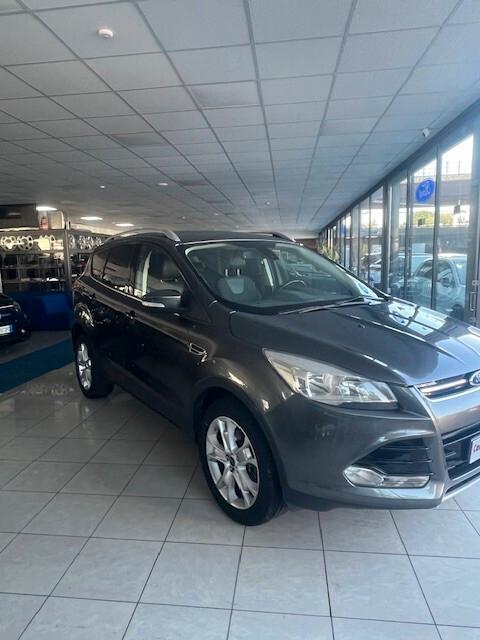 Ford Kuga 2.0 TDCI 163 CV 4WD Powershift Titanium