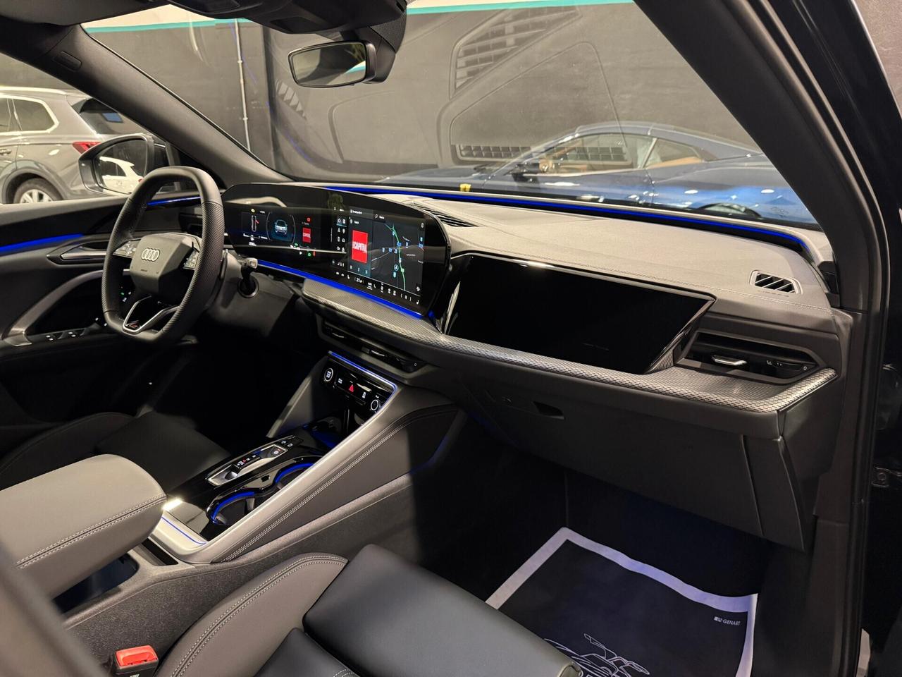 NEW Audi Q5 40 TDI quattro S tronic S line IVA ESP - NEW MODEL