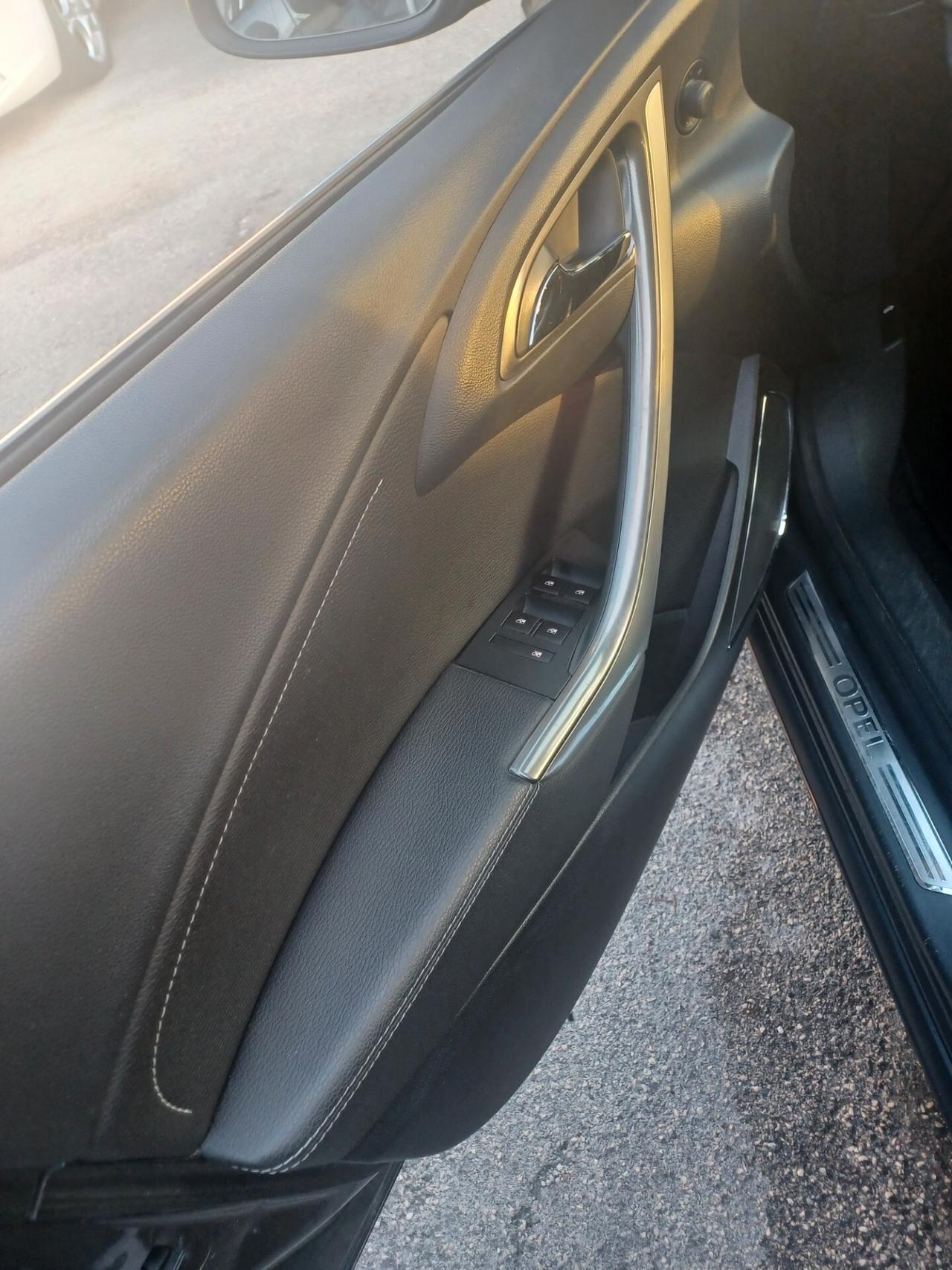 Opel Astra 1.7 CDTI 110CV Sports Tourer Cosmo
