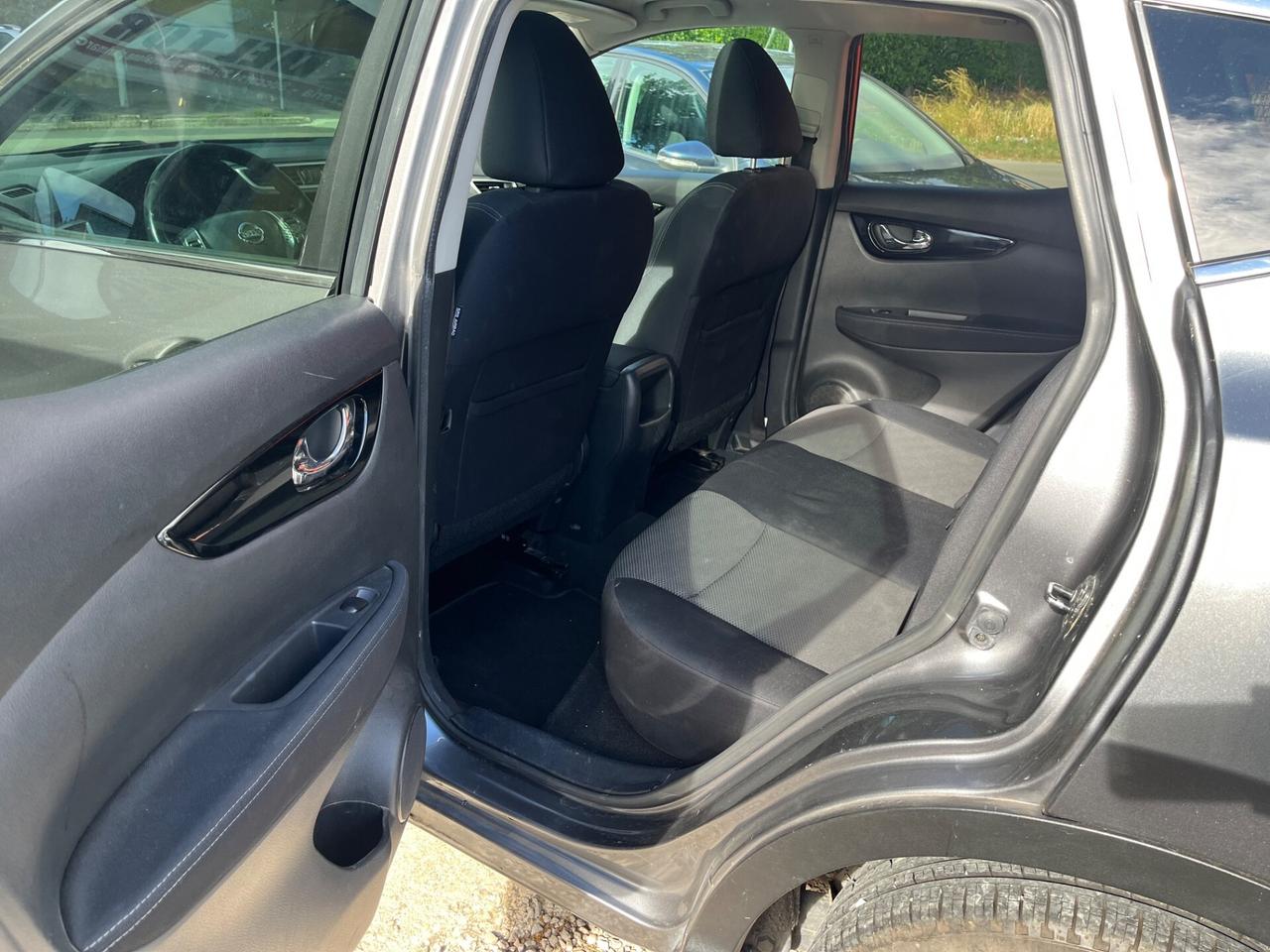 Nissan Qashqai 1.5 dCi DPF Tekna