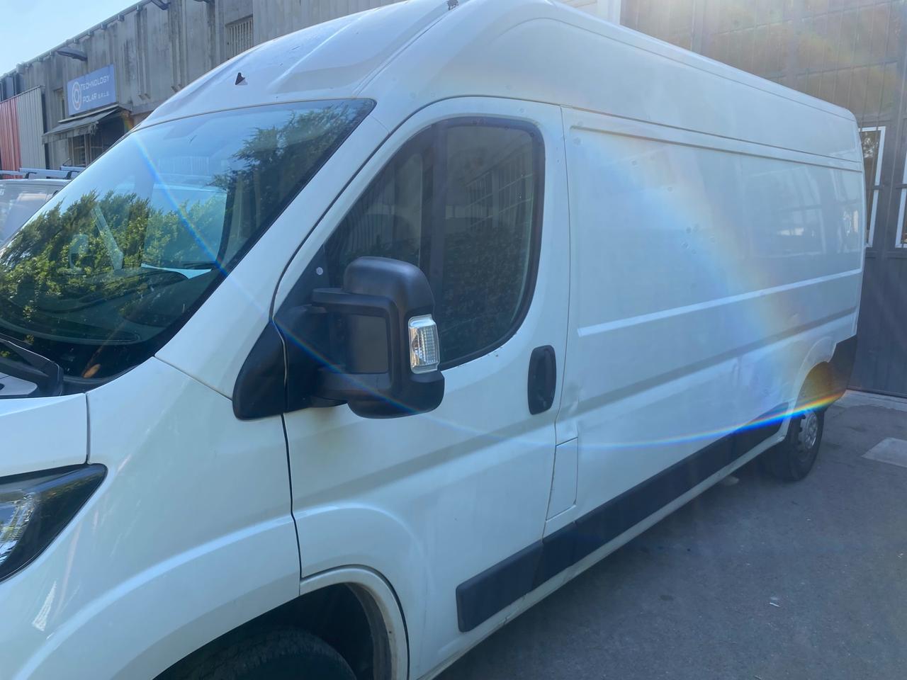 Peugeot Boxer 330 2.2 BlueHDi 140 S&S PC-TM Furgone