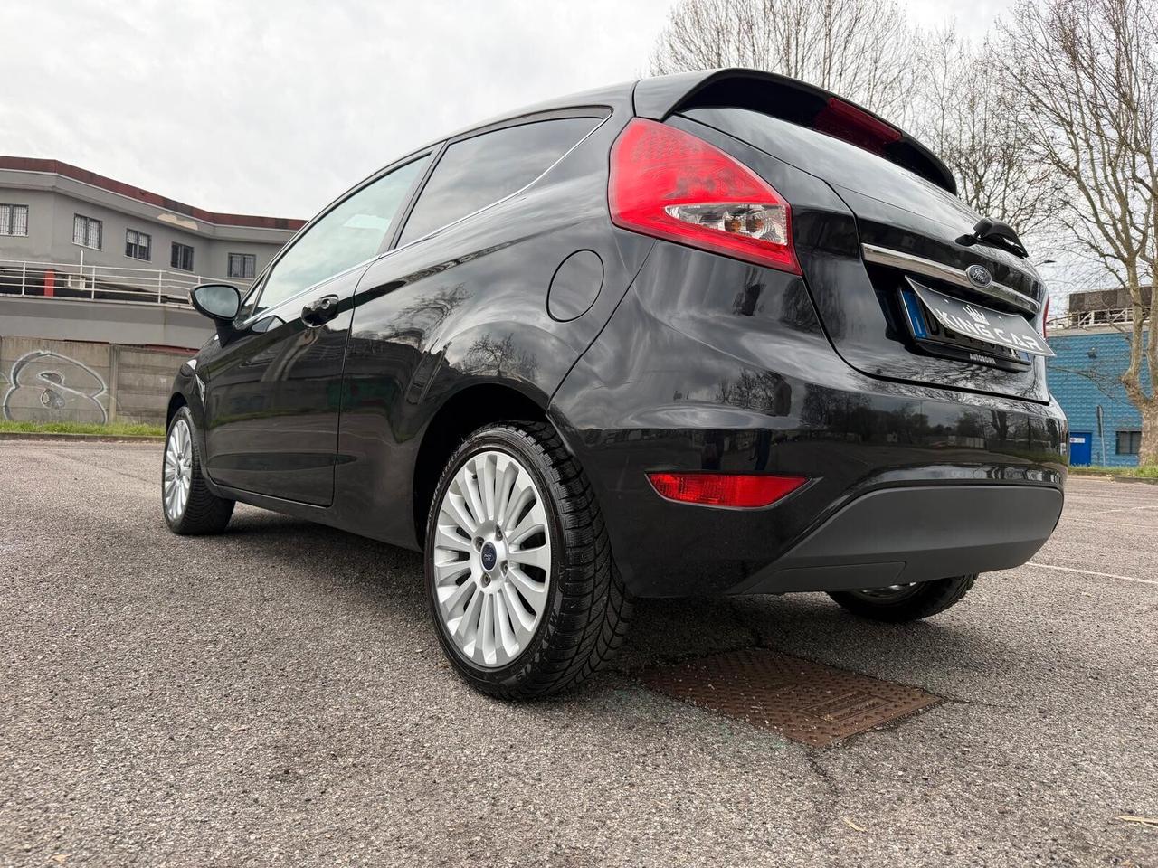 Ford Fiesta 1.2 82CV 3 porte Titanium