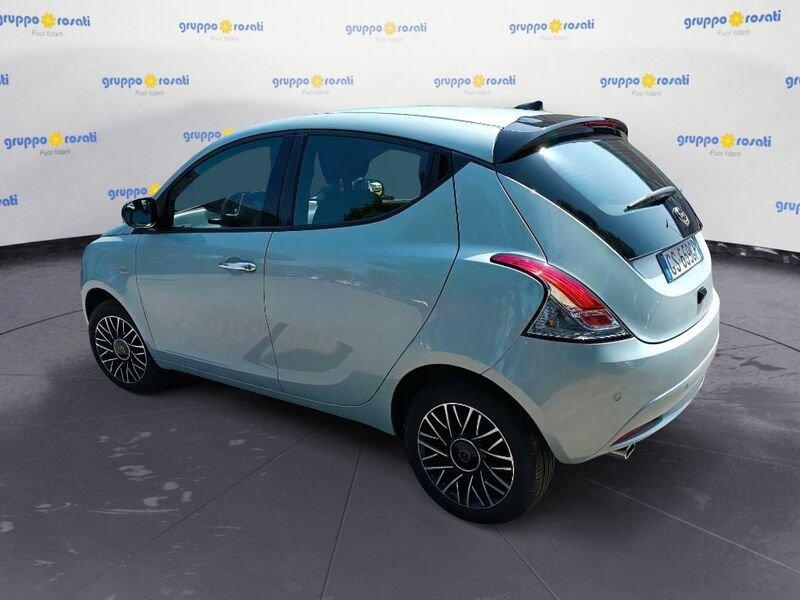 Lancia Ypsilon New 5 porte My24 1.0 Firefly 70 CvStart&Stop Hybrid Oro